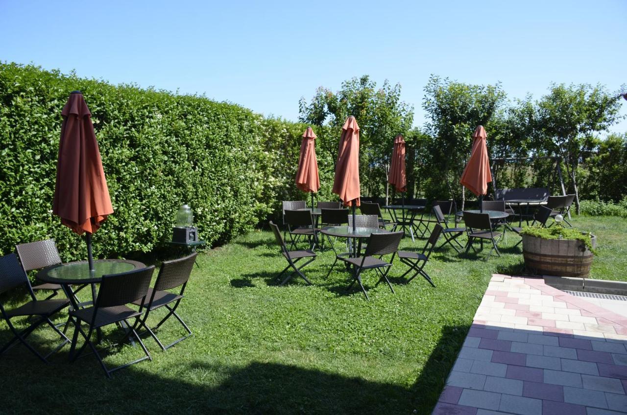 Casa Eden Hotel Costinesti Bagian luar foto