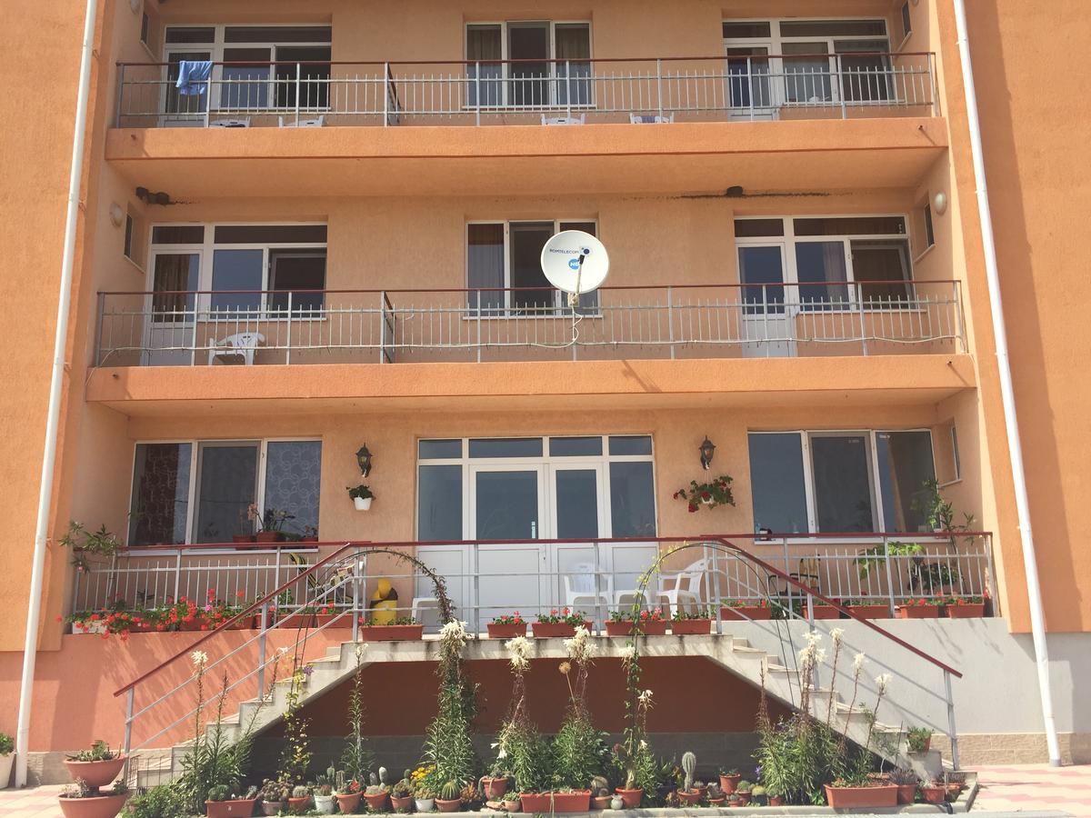 Casa Eden Hotel Costinesti Bagian luar foto
